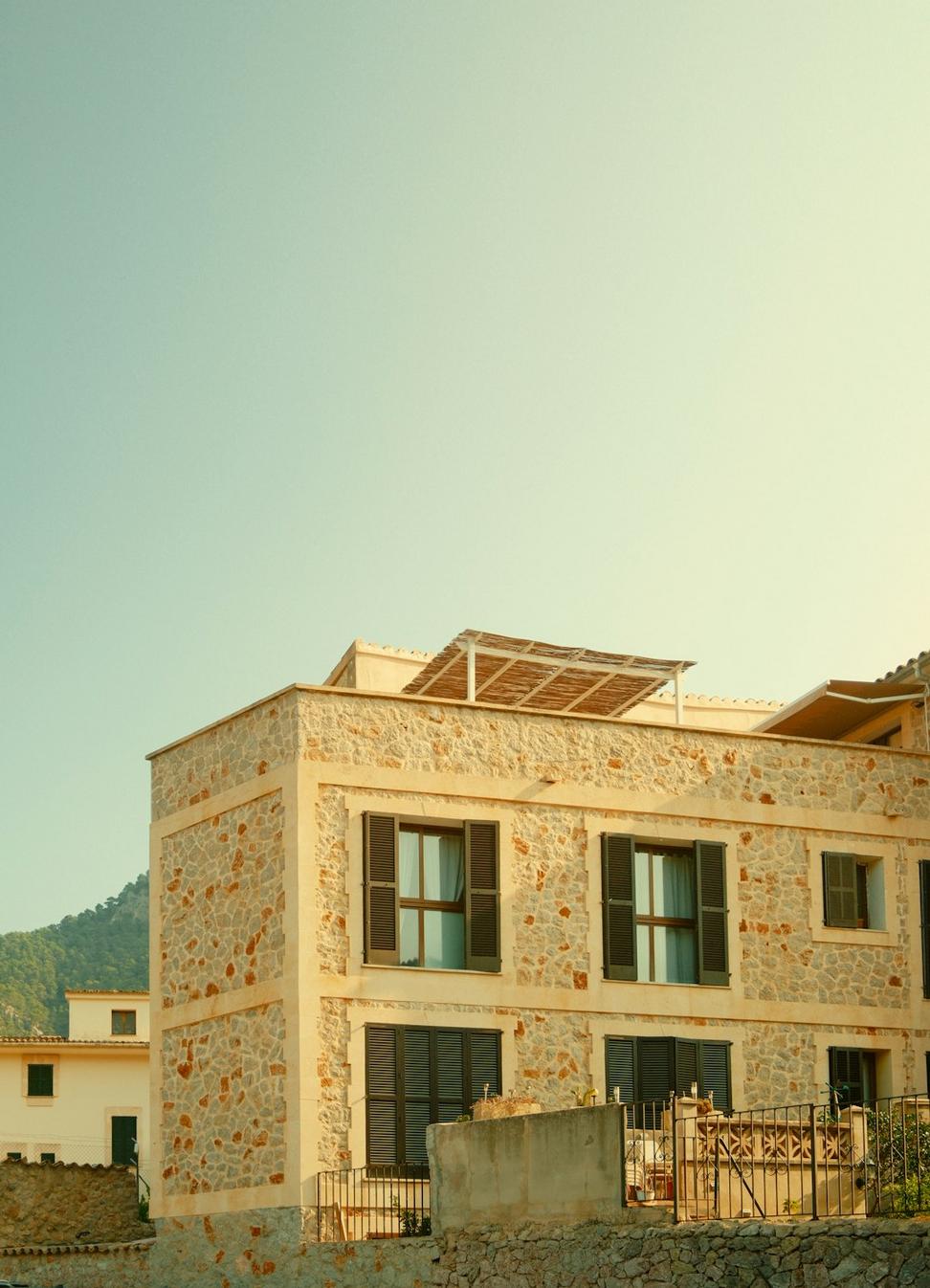 Sustainable construction site
